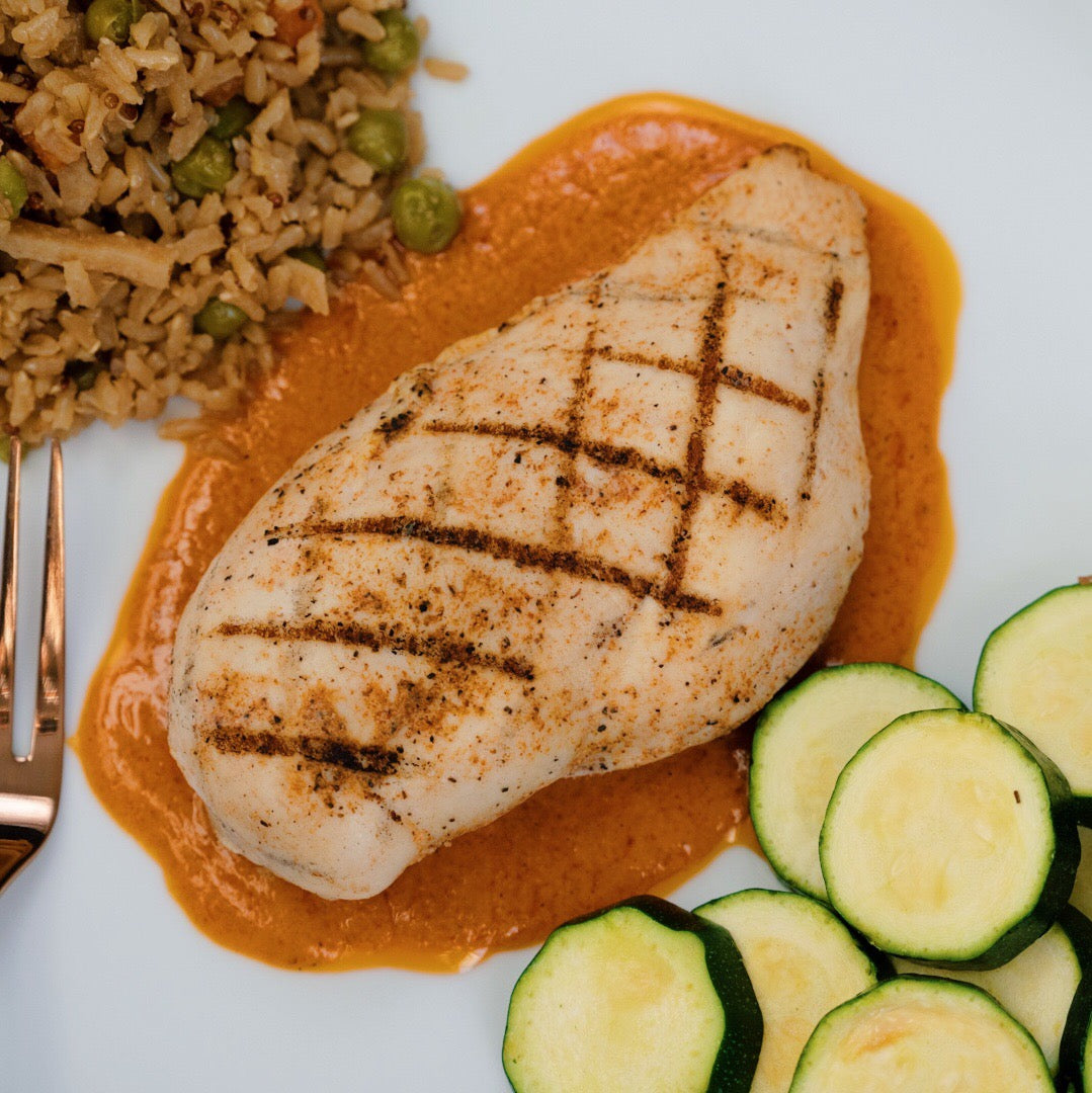 http://nourish915.com/cdn/shop/products/GRILLEDCHICKENBREAST2_1200x1200.jpg?v=1587687942